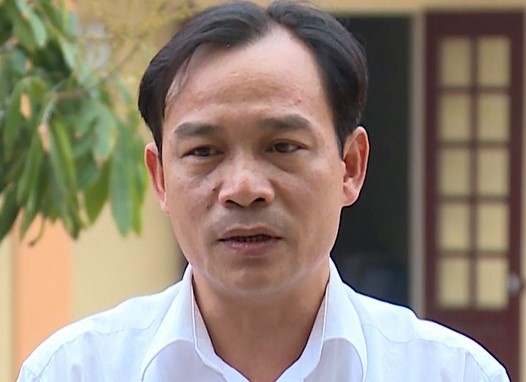 Chu tich xa o Thanh Hoa phai tu chuc vi phieu tin nhiem thap qua cao hinh anh