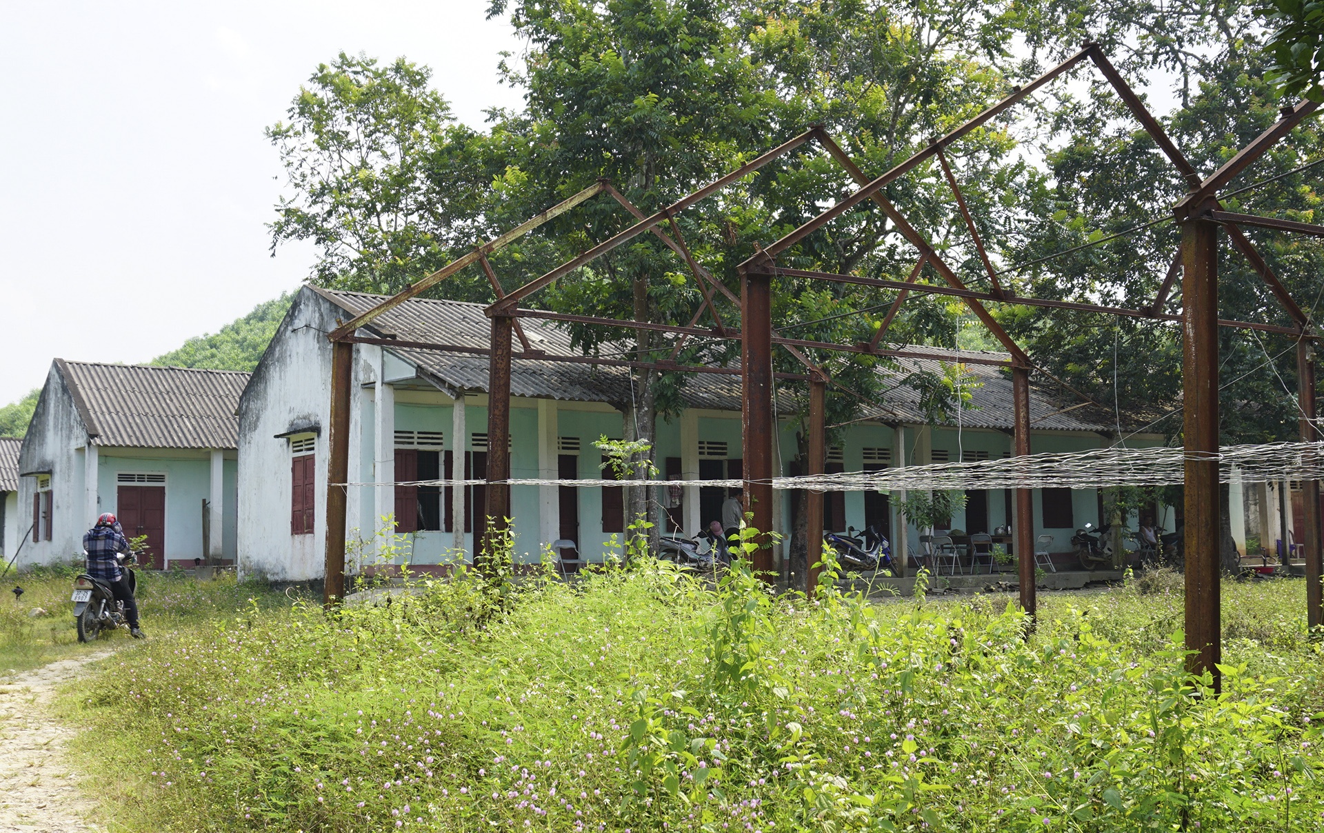 thủ phủ đá đỏ Quỳ Châu ảnh 7 thu phu da do Quy Chau anh 7