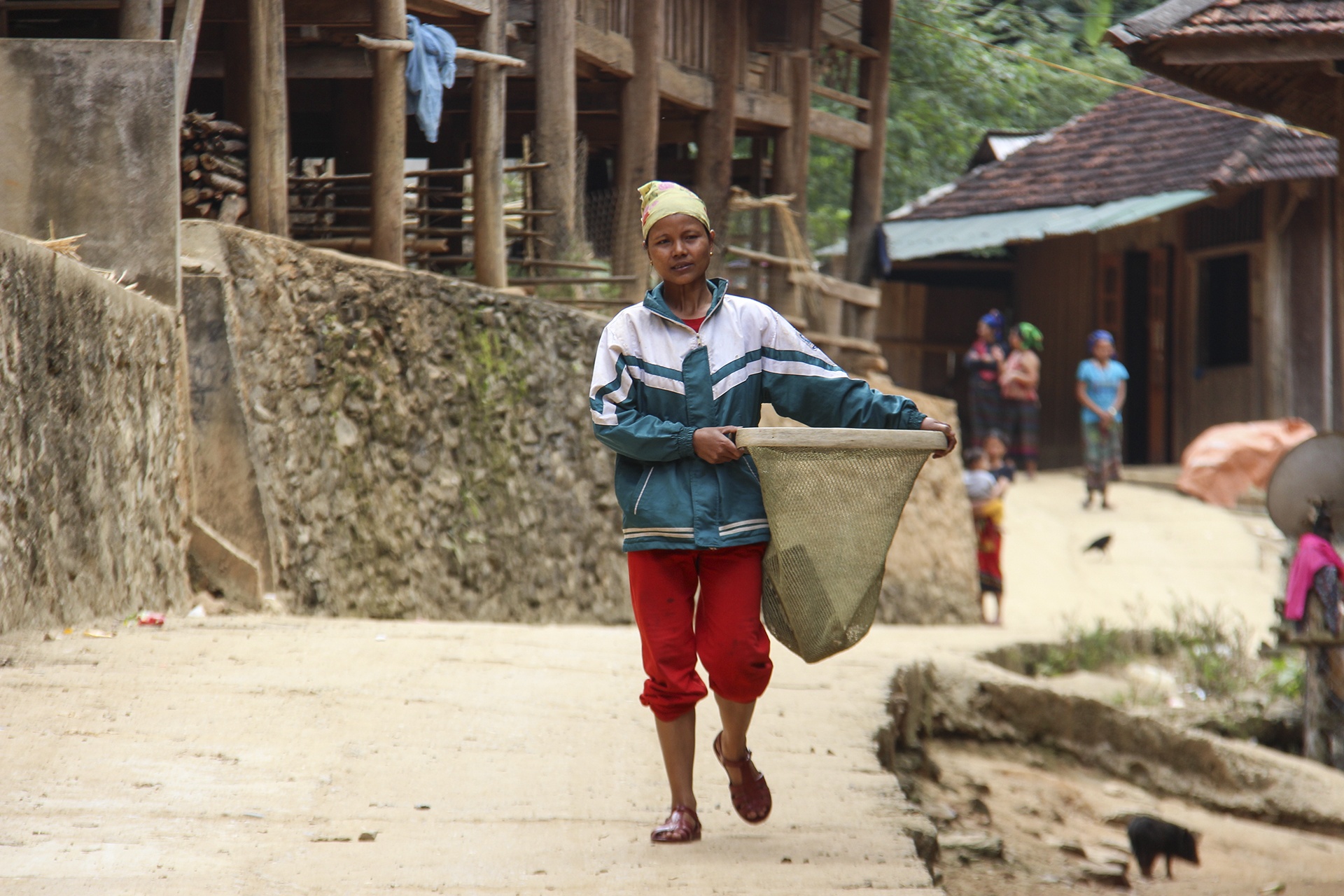 buon ban bao thai qua bien gioi anh 12