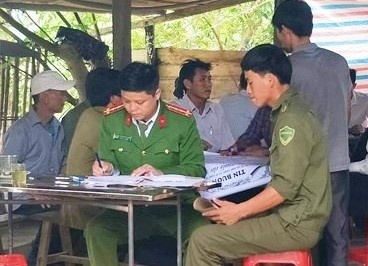 Nhom doi no danh chet nguoi dan ong trung nien hinh anh