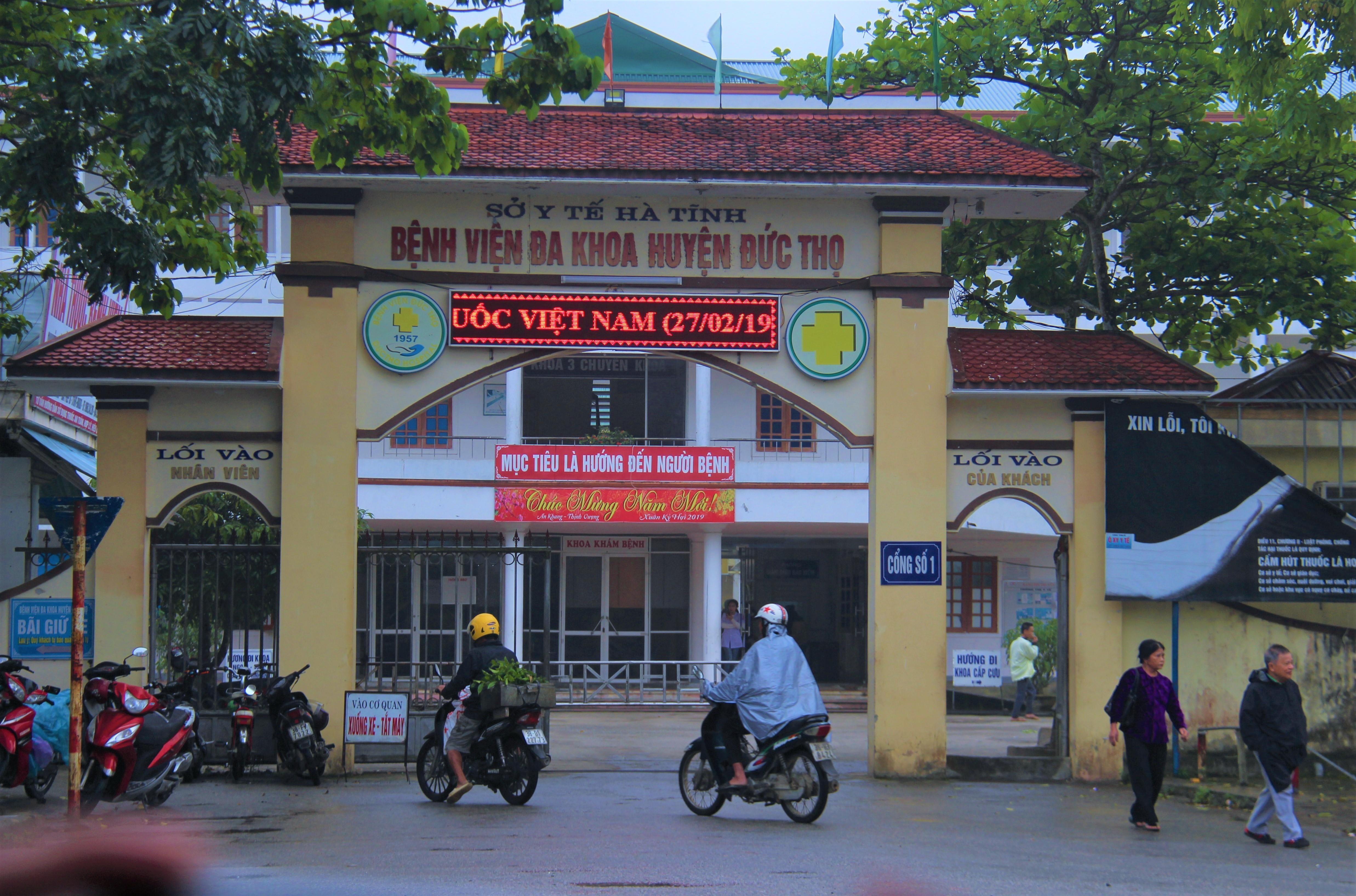 Pho giam doc benh vien huyen chet trong tu the treo co hinh anh