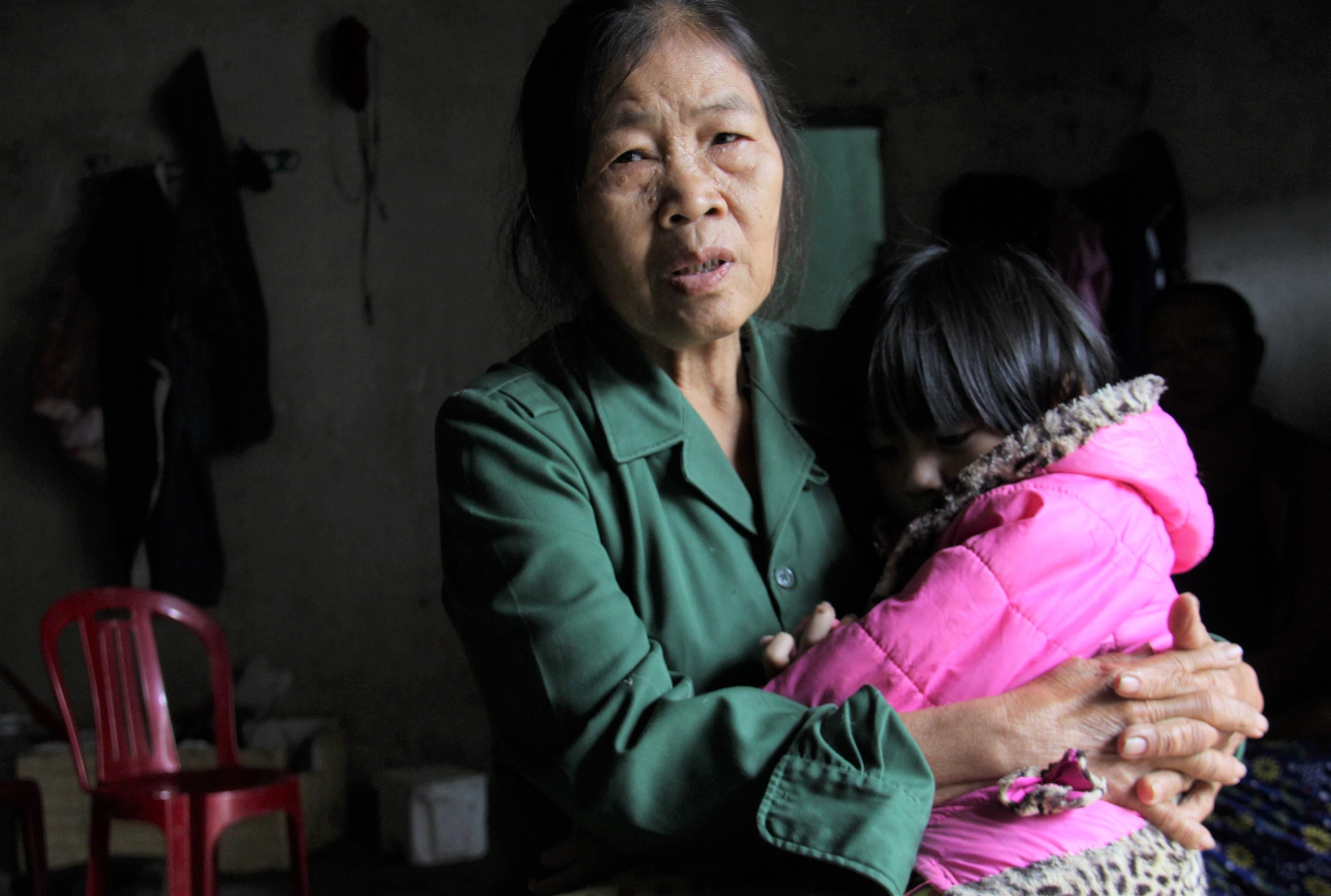 Cau hoi nhoi long cua be gai sau vu 5 nguoi Viet tu vong o Thai Lan hinh anh