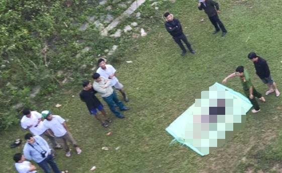 Thi the nu sinh lop 8 noi tren song hinh anh