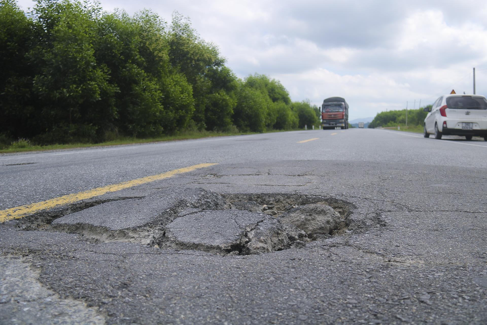 quoc lo nghin ty sut lun anh 12