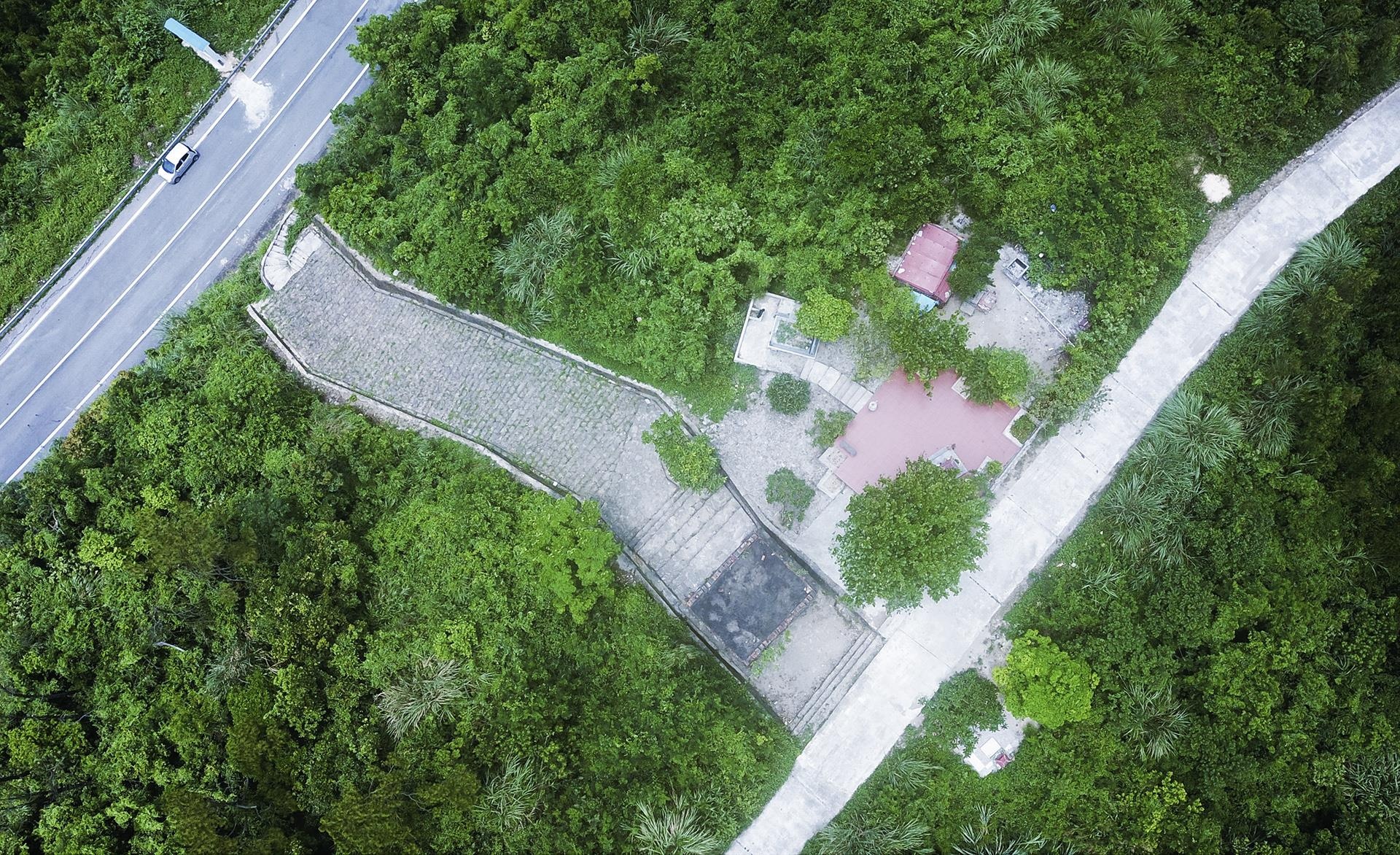 hoanh son quan tren day deo Ngang anh 3