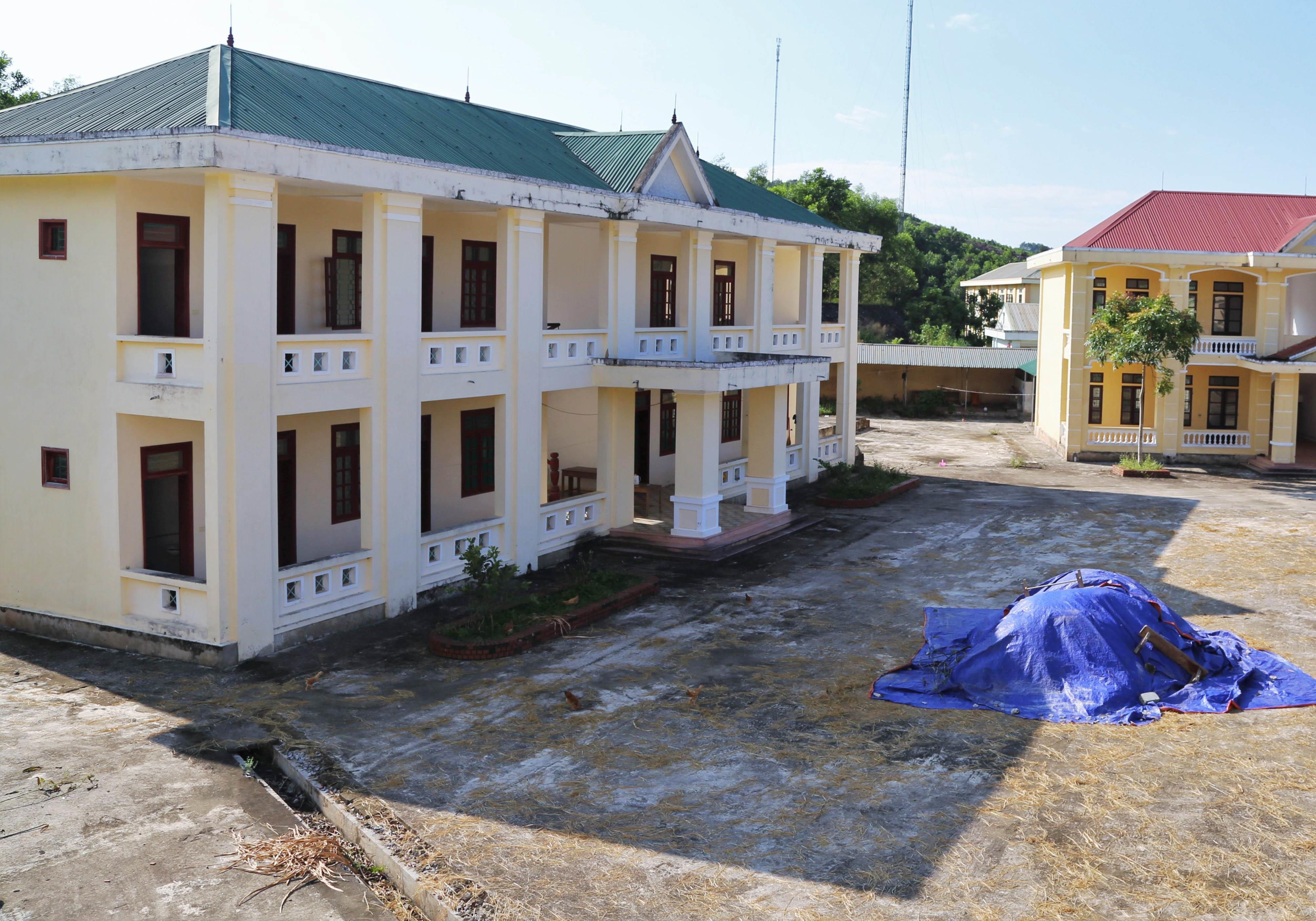 Truong hoc hon chuc ty dong xuong cap, nhech nhac hinh anh