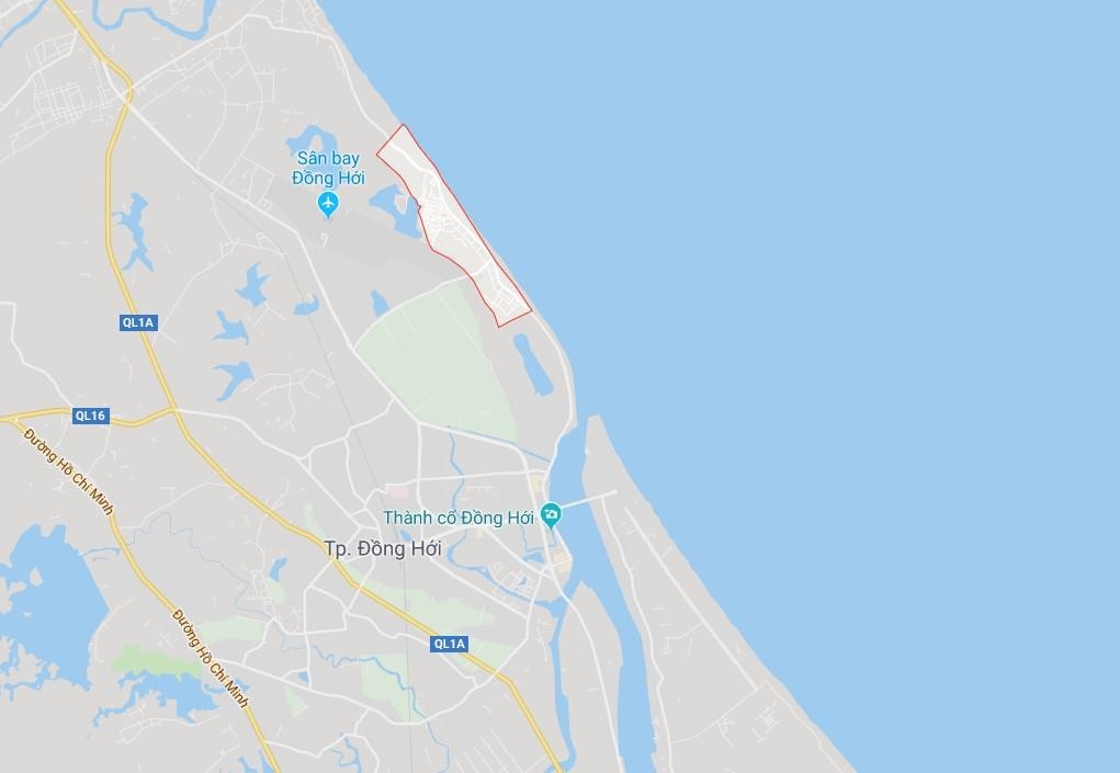 hai chien si duoi nuoc khi tam bien anh 1