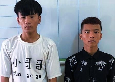 Cap doi trum chan kin mat cu ong 93 tuoi de cuop hinh anh