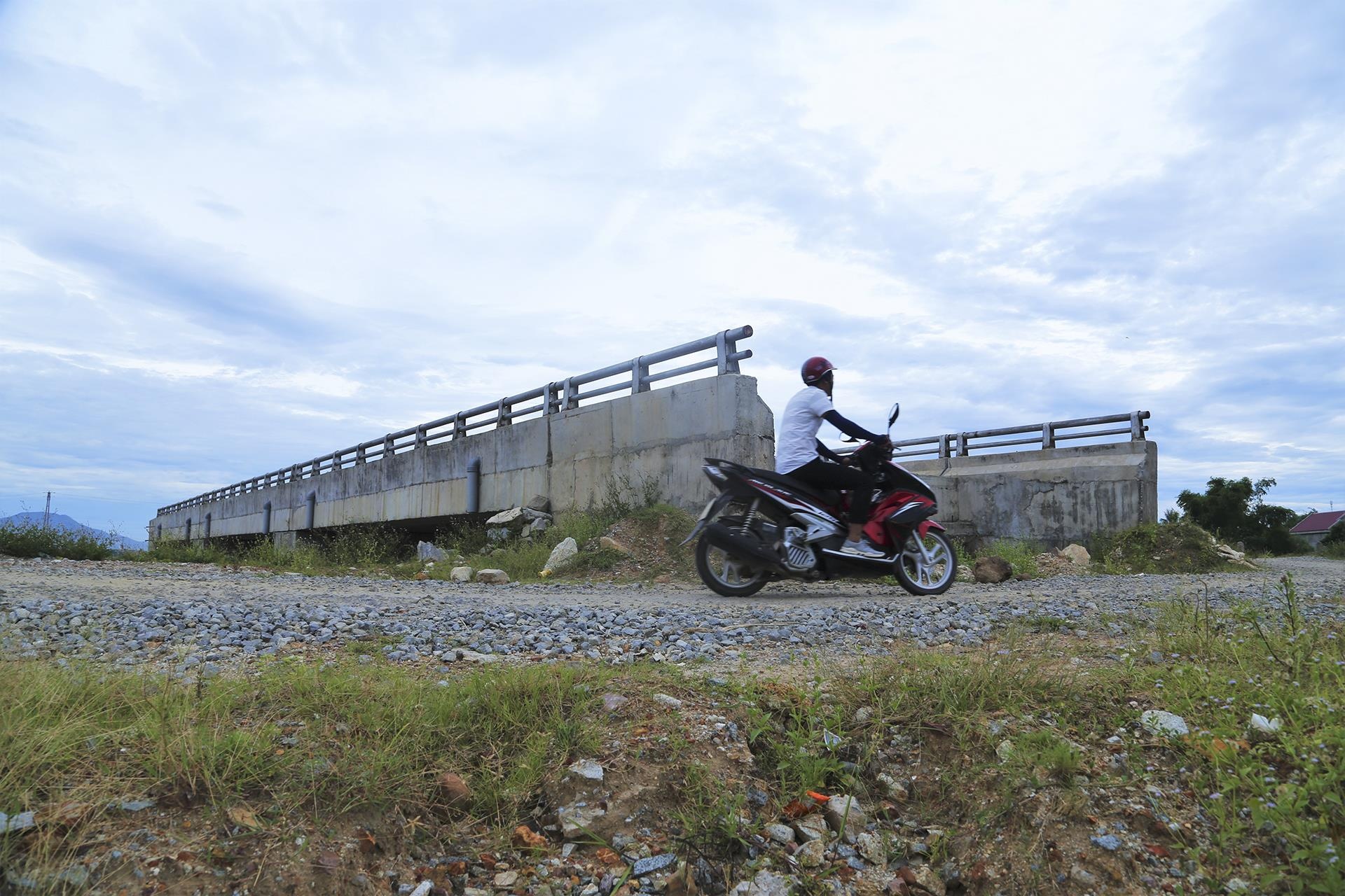 cau tien ty bo khong anh 3