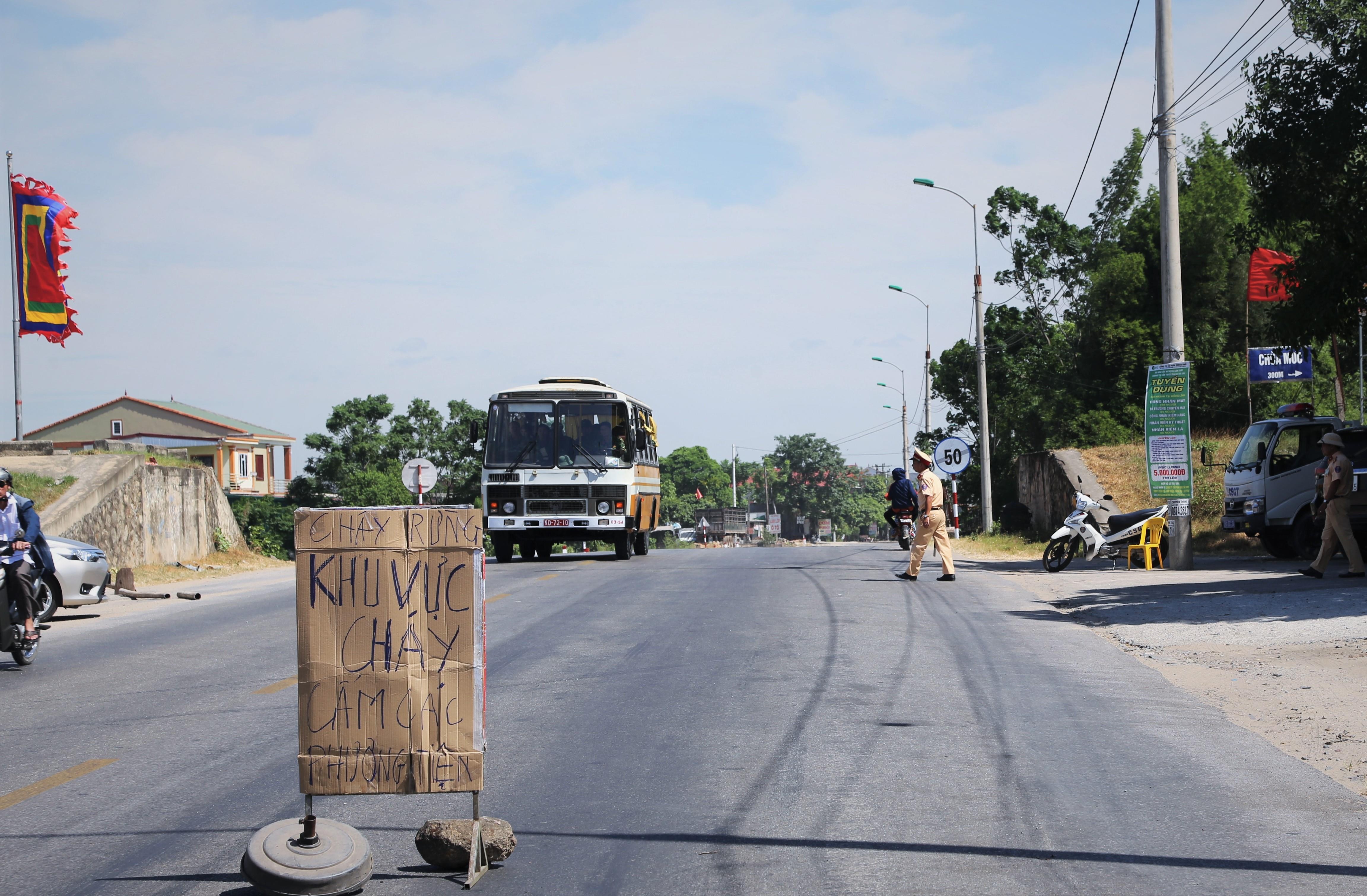 cháy rừng phòng hộ ở Hà Tĩnh ảnh 1 chay rung phong ho o Ha Tinh anh 1