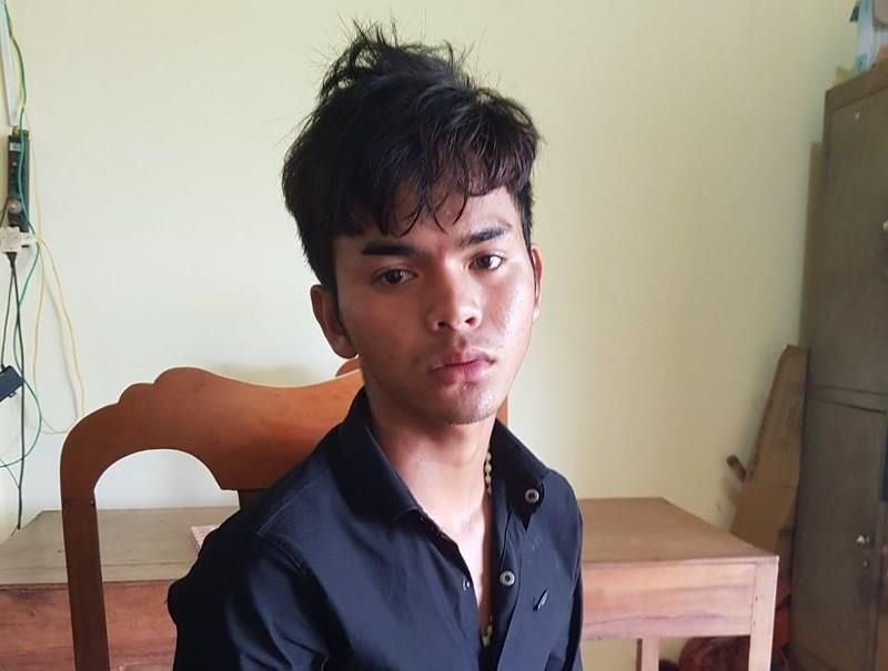 Nguoi cha tu vong sau 3 ngay bi con trai dap trung bung hinh anh