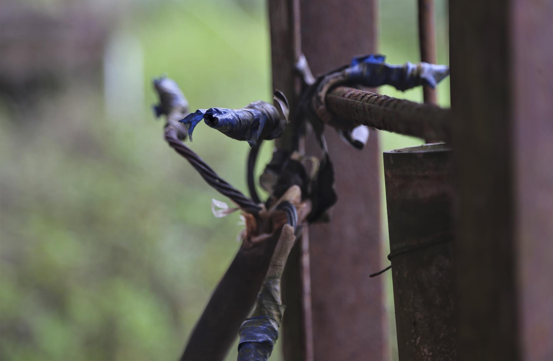 nha may sat bo hoang anh 12