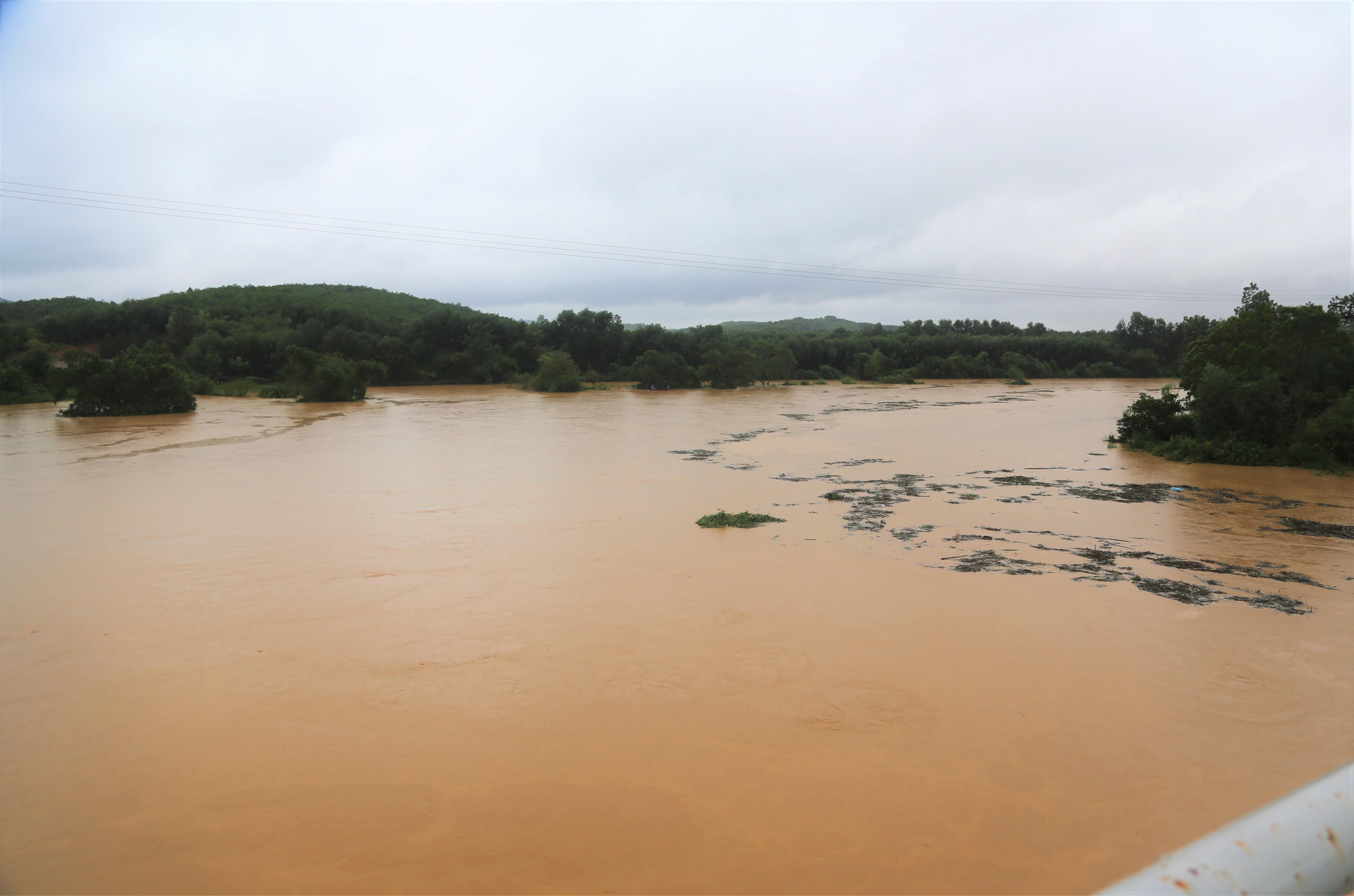 mưa lũ ở Hà Tĩnh ảnh 1 mua lu o Ha Tinh anh 1