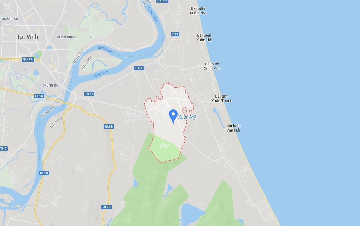 lat thuyen trong mua lu anh 2