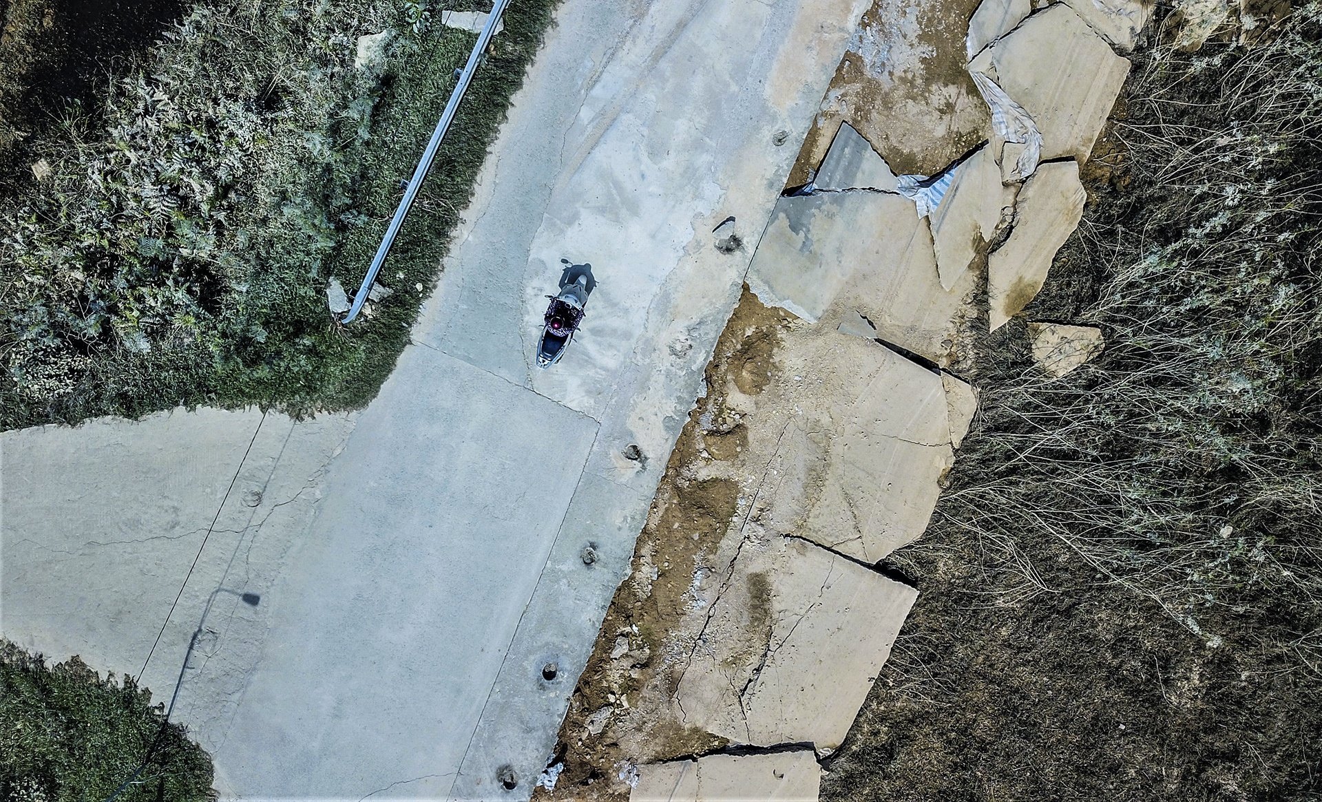 duong thoat lu tan hoang anh 3