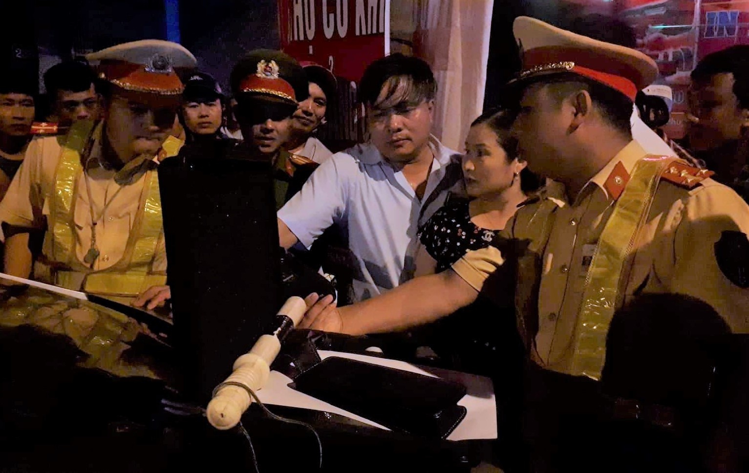 Lai oto khi co hoi men, Chu nhiem UBKT o Ha Tinh tong chet nguoi hinh anh