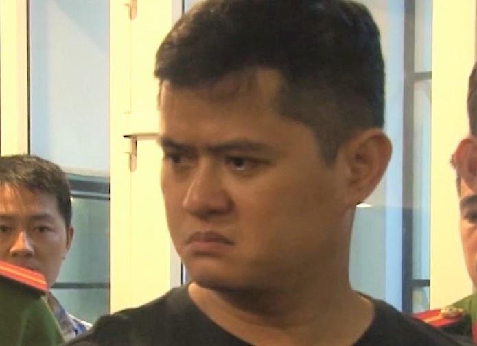 Cong an doc lenh bat bac si bi to ga tinh, danh dap nu dieu duong hinh anh