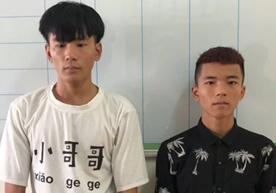Chau ru ban trum chan cuop tien ong noi linh 5 nam tu hinh anh