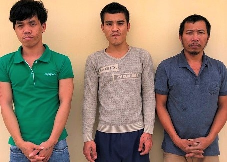 Hai 9X sa luoi sau 14 vu trom hinh anh