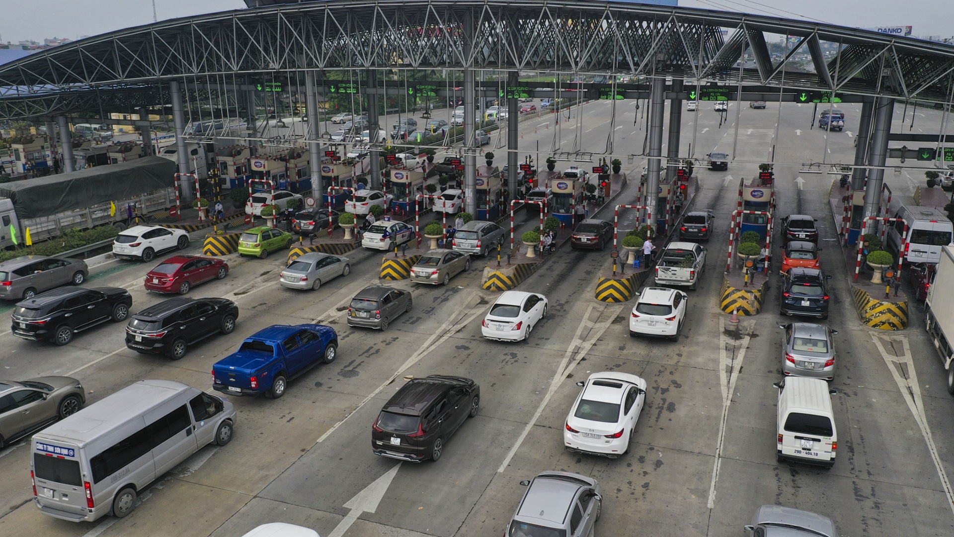 xe co chat kin ngay can Tet anh 5