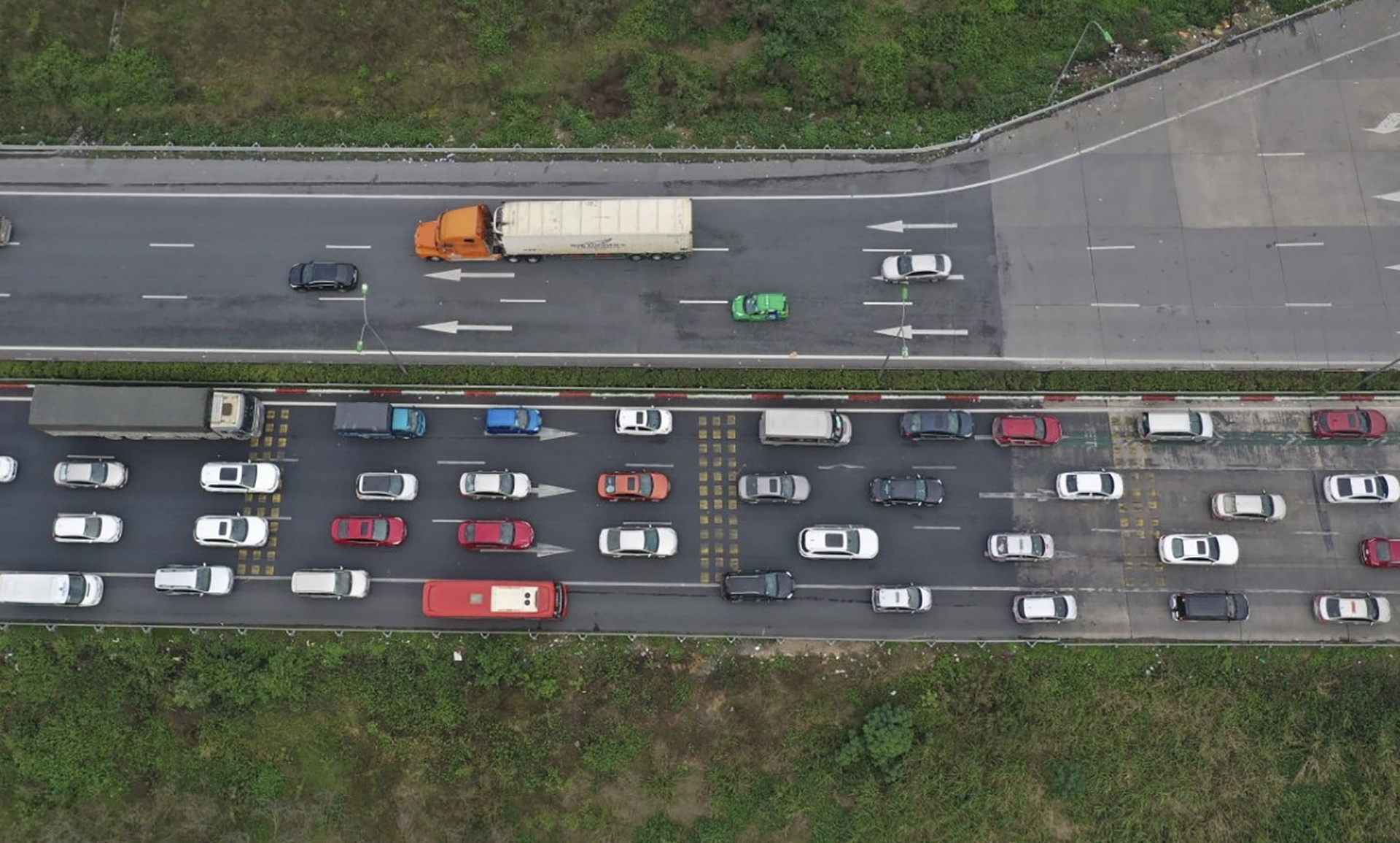 xe co chat kin ngay can Tet anh 3