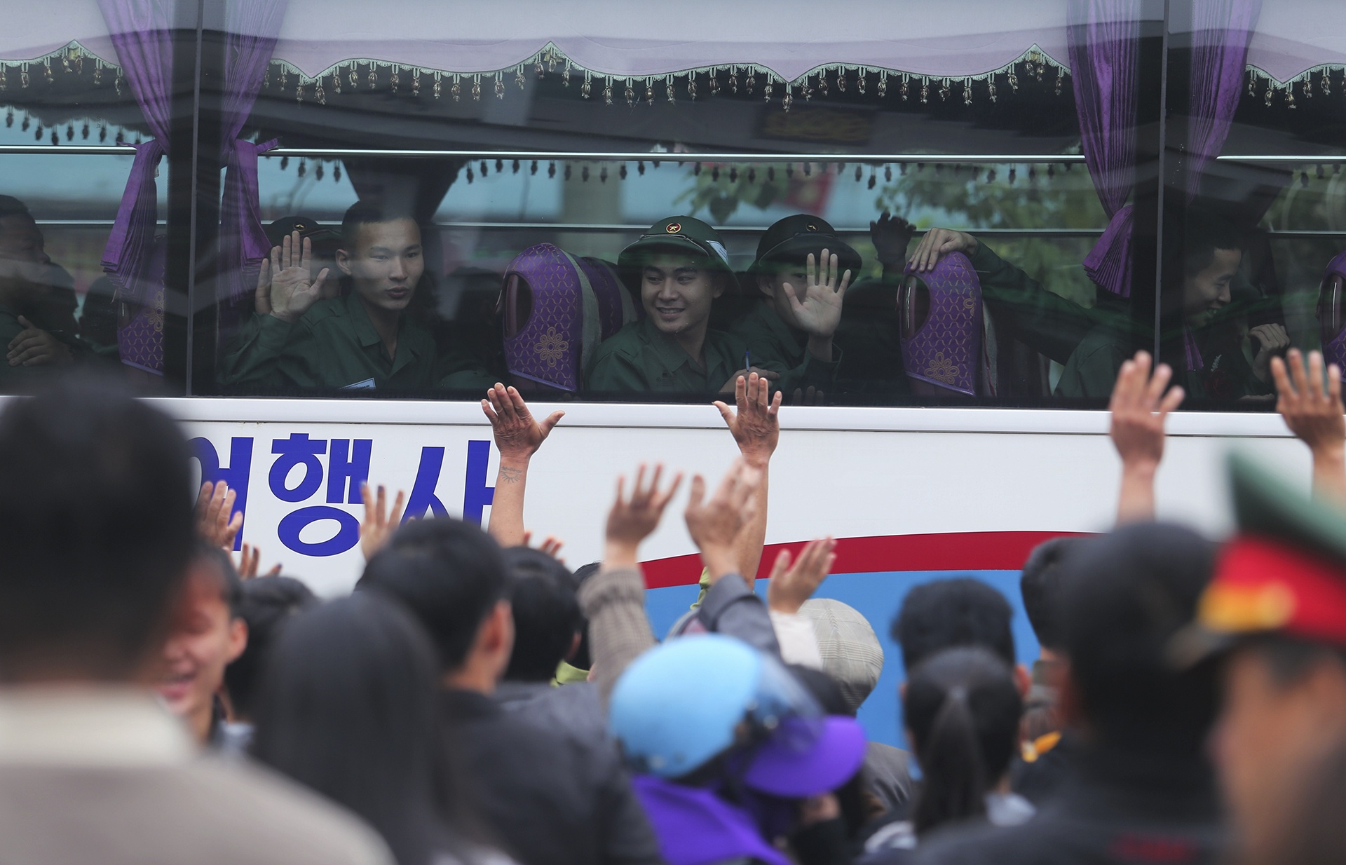 tan binh len duong nhap ngu anh 9