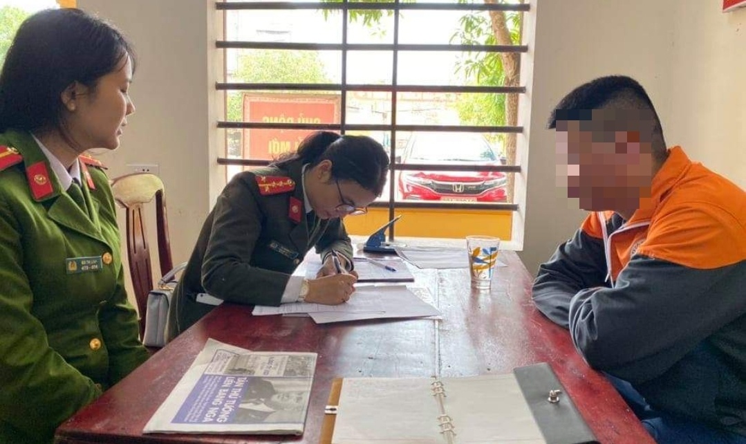 tung tin sai su that ve Covid-19 anh 1