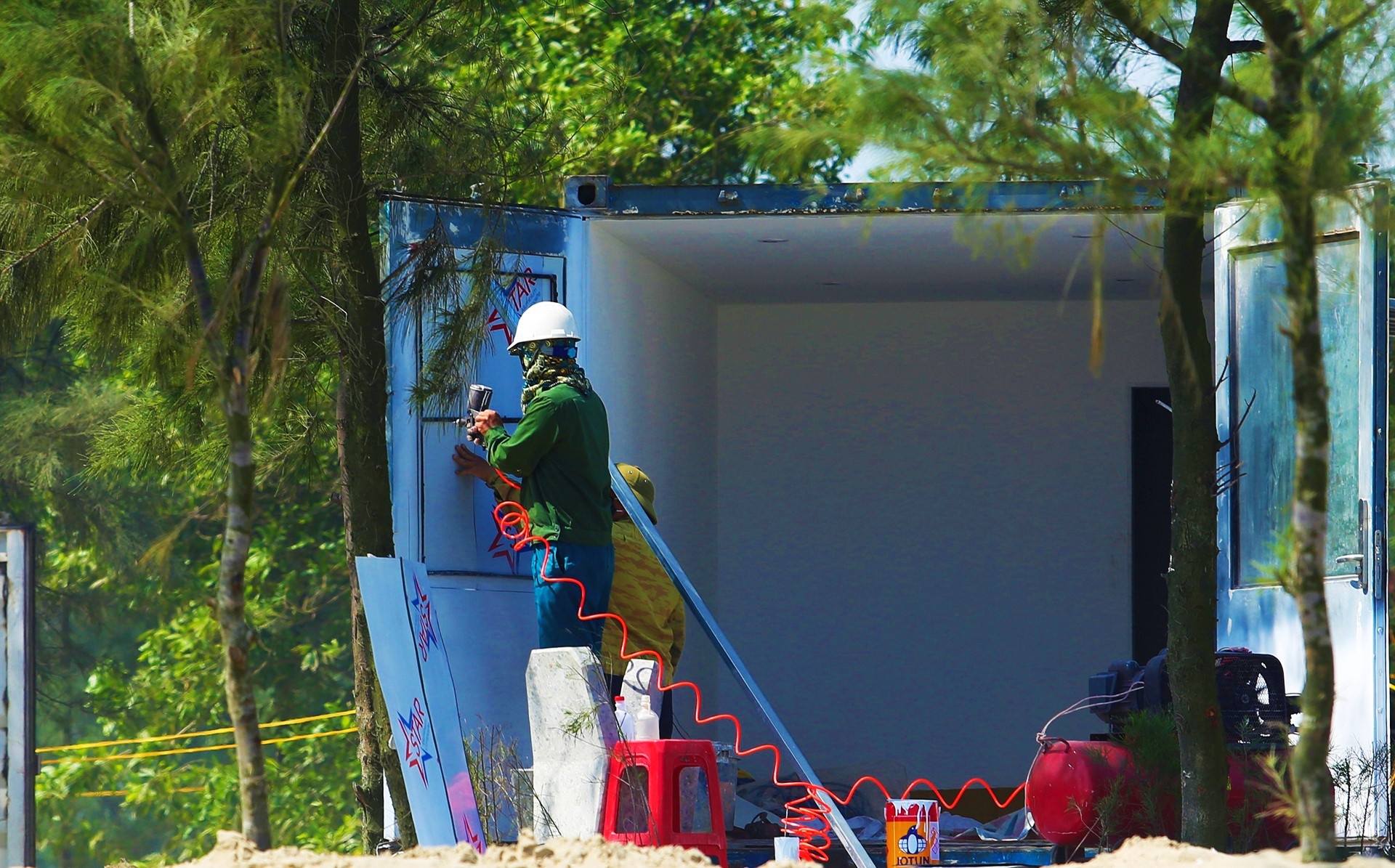 rung phong ho bi pha nat anh 10