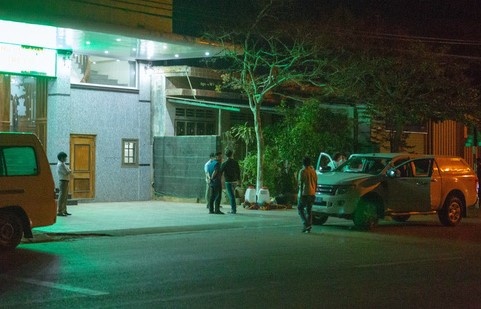 tron cach ly Covid anh 2