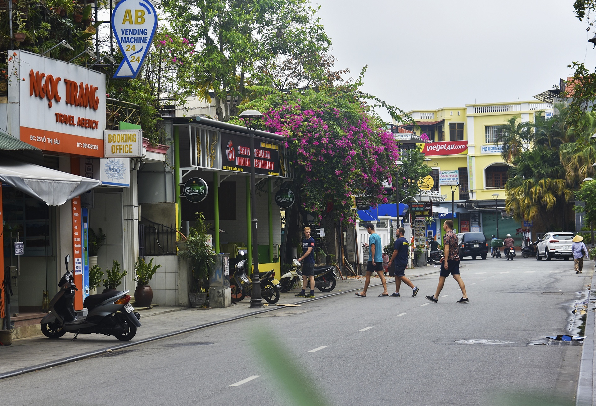 Hue vang nguoi vi Covid anh 13