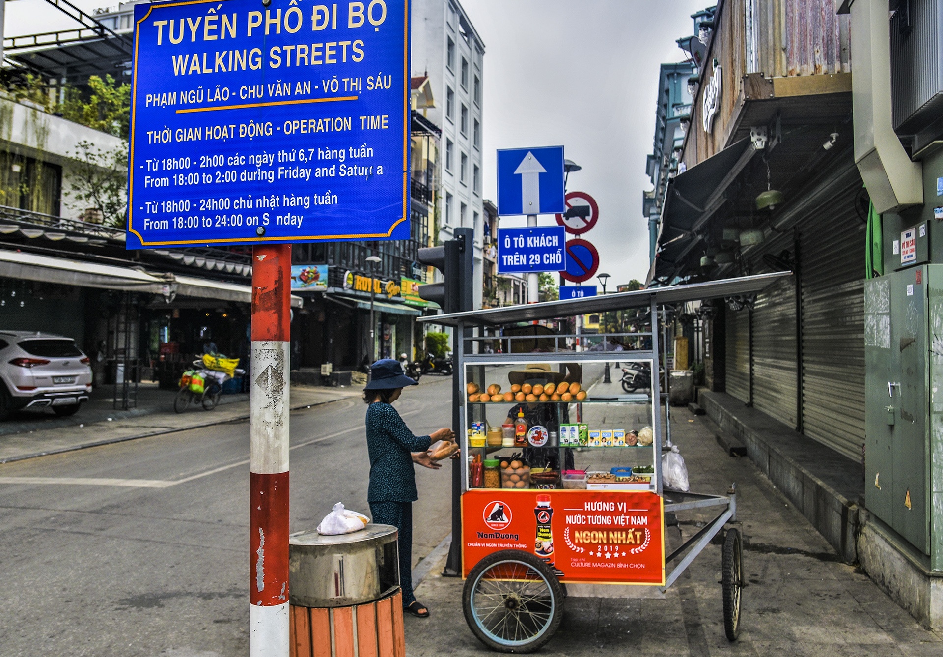 Hue vang nguoi vi Covid anh 2