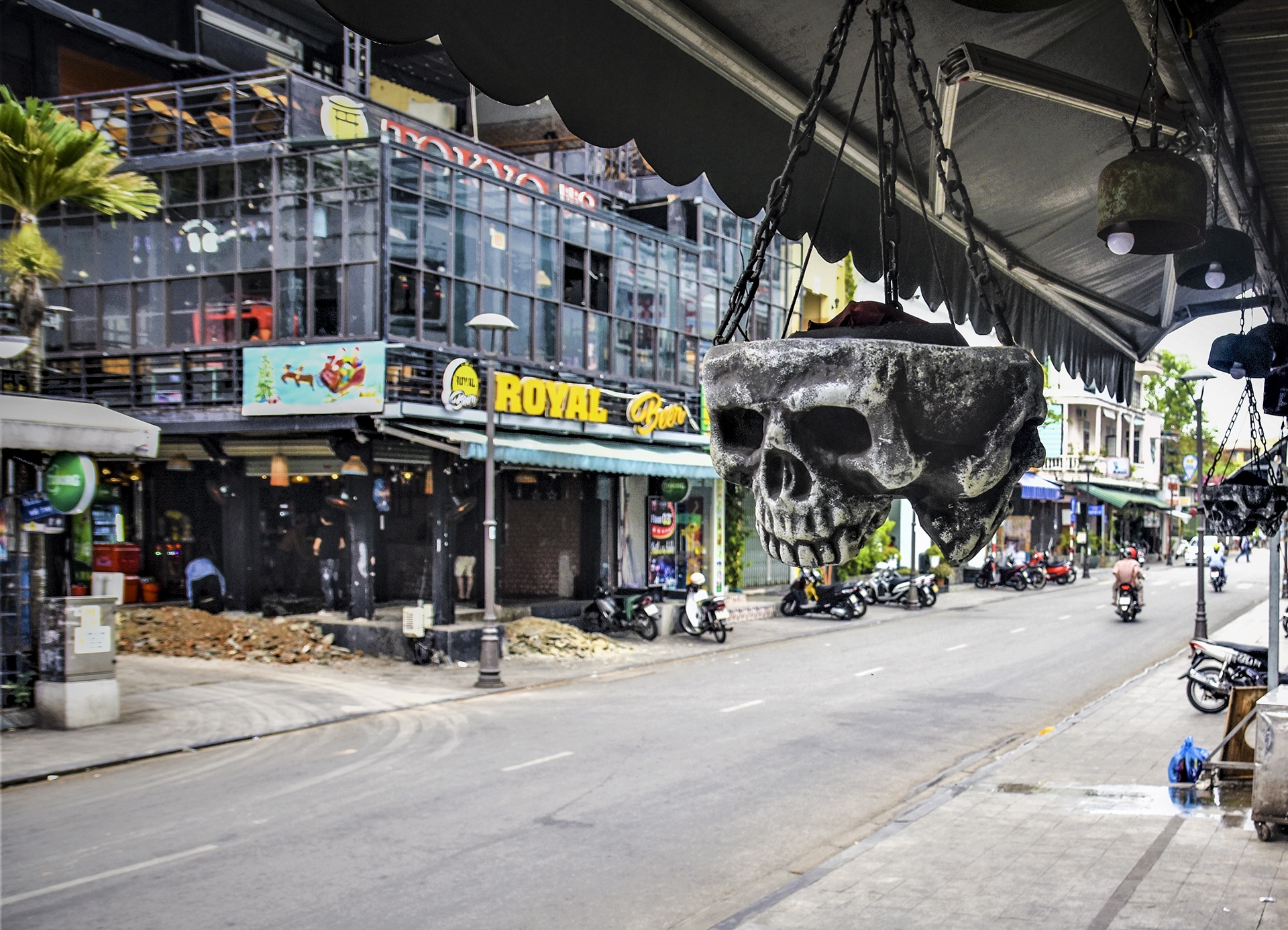 Hue vang nguoi vi Covid anh 4