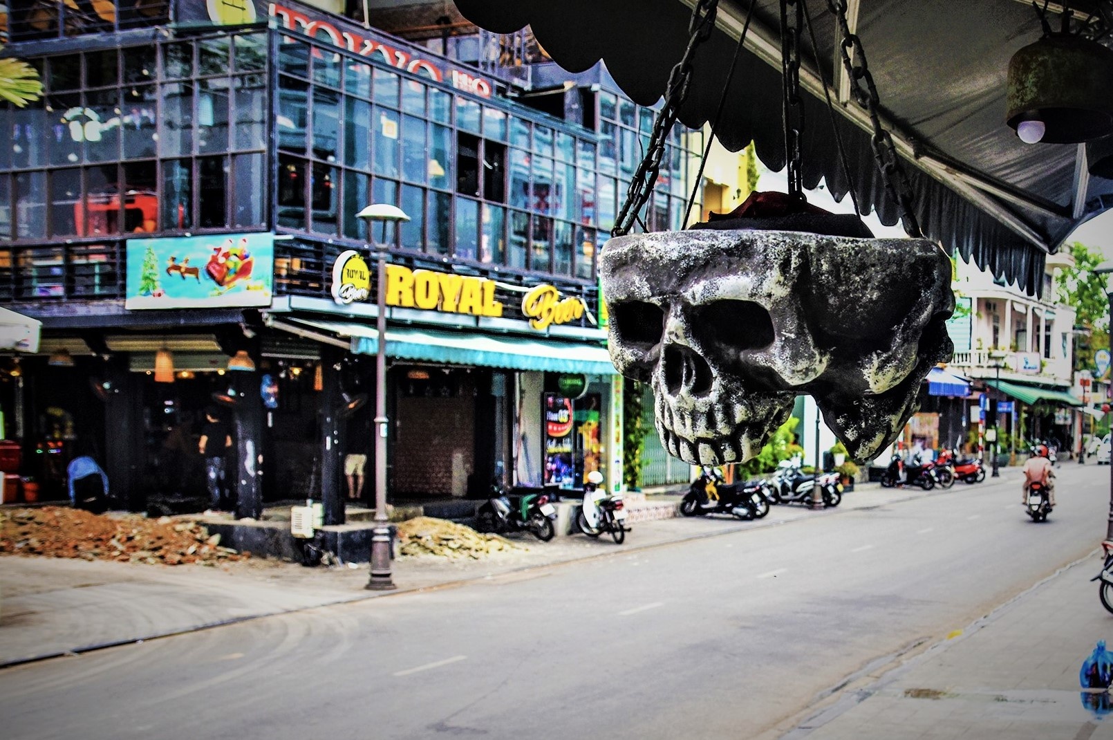 Pho Tay o Hue vang nguoi khi phat hien co ca nhiem Covid-19 hinh anh