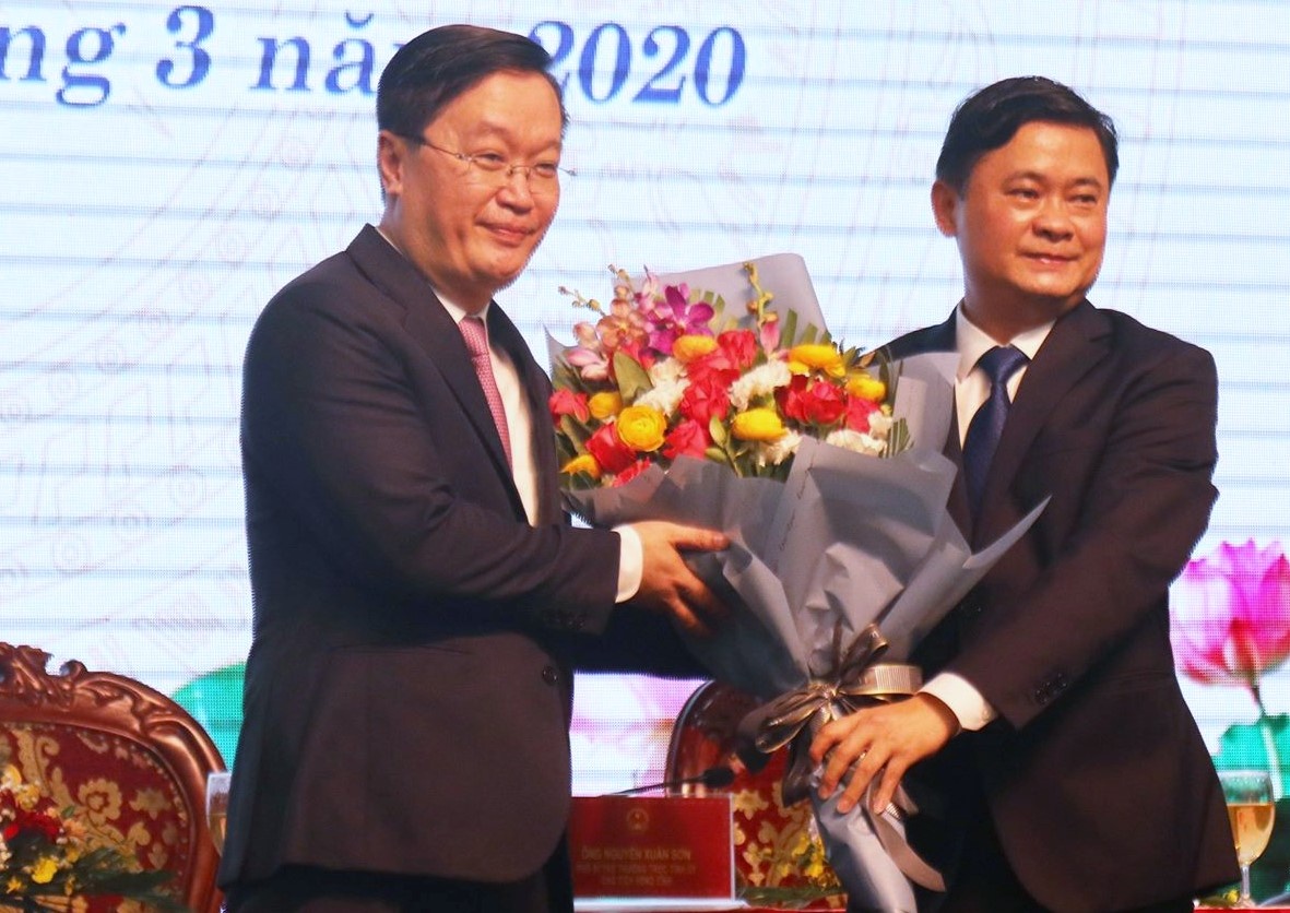 chu tich tinh Nghe An anh 1