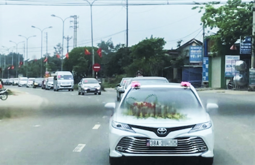 dam cuoi giua dich Covid anh 1