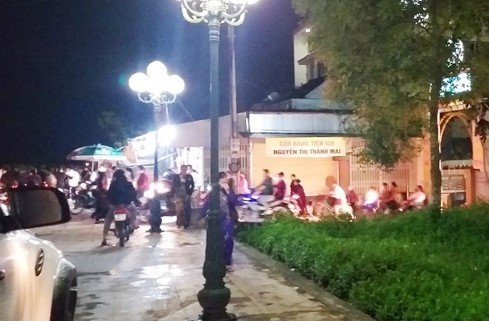 tap trung hanh le giua dich Covid-19 anh 1