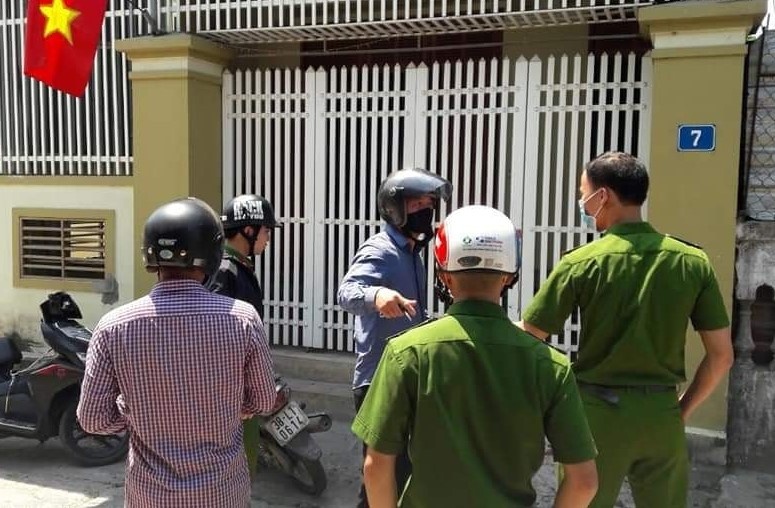 chem chet nguoi anh 1