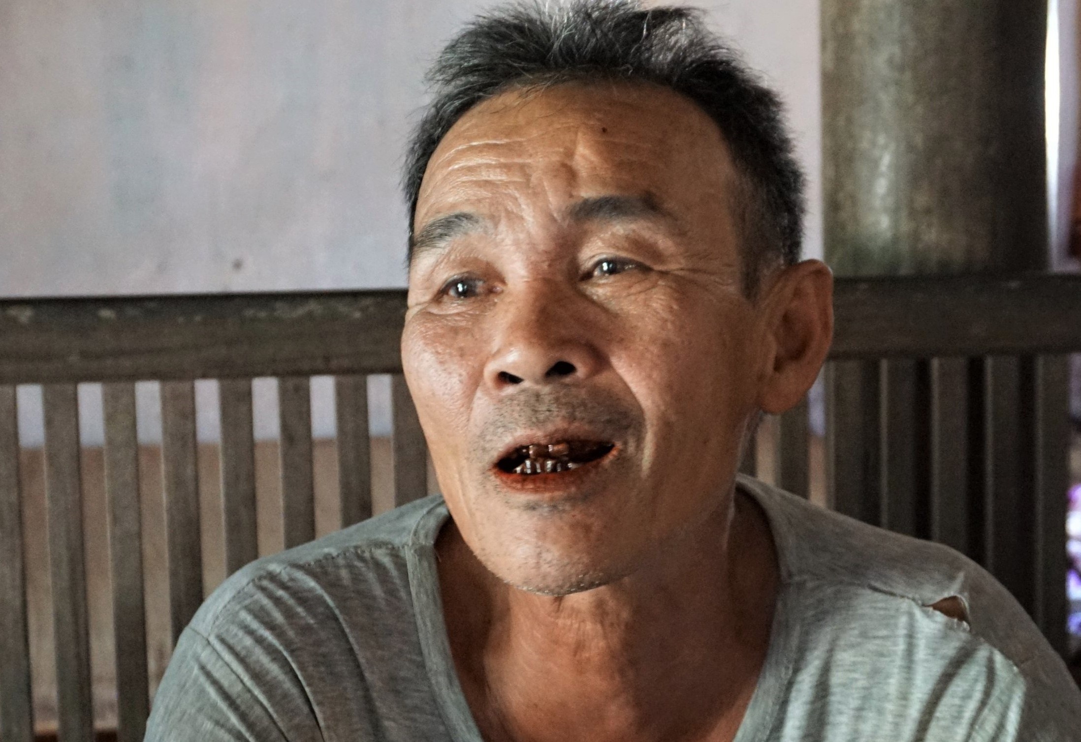 'Khong ai ep dan tu choi nhan tien ho tro dich Covid-19' hinh anh