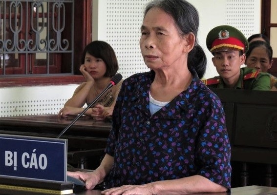 Ba giet chau noi bi phat 12 nam tu anh 1