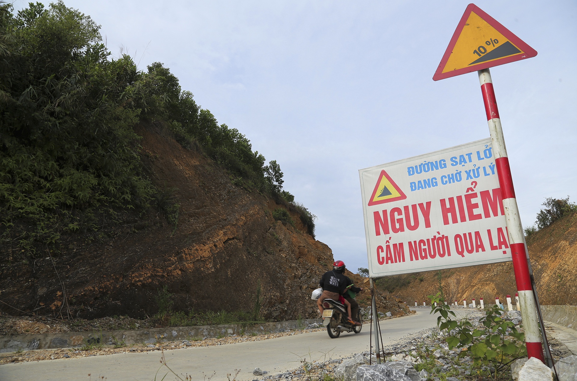 Sat lo o duong moi xay anh 5