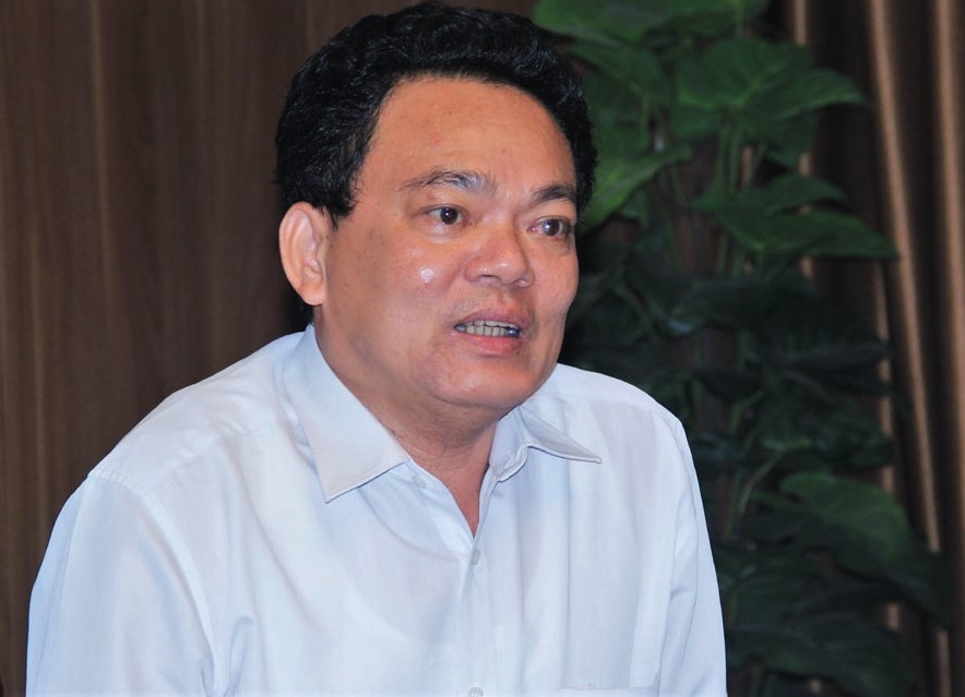 Pho chu tich huyen bi de nghi ky luat hinh anh