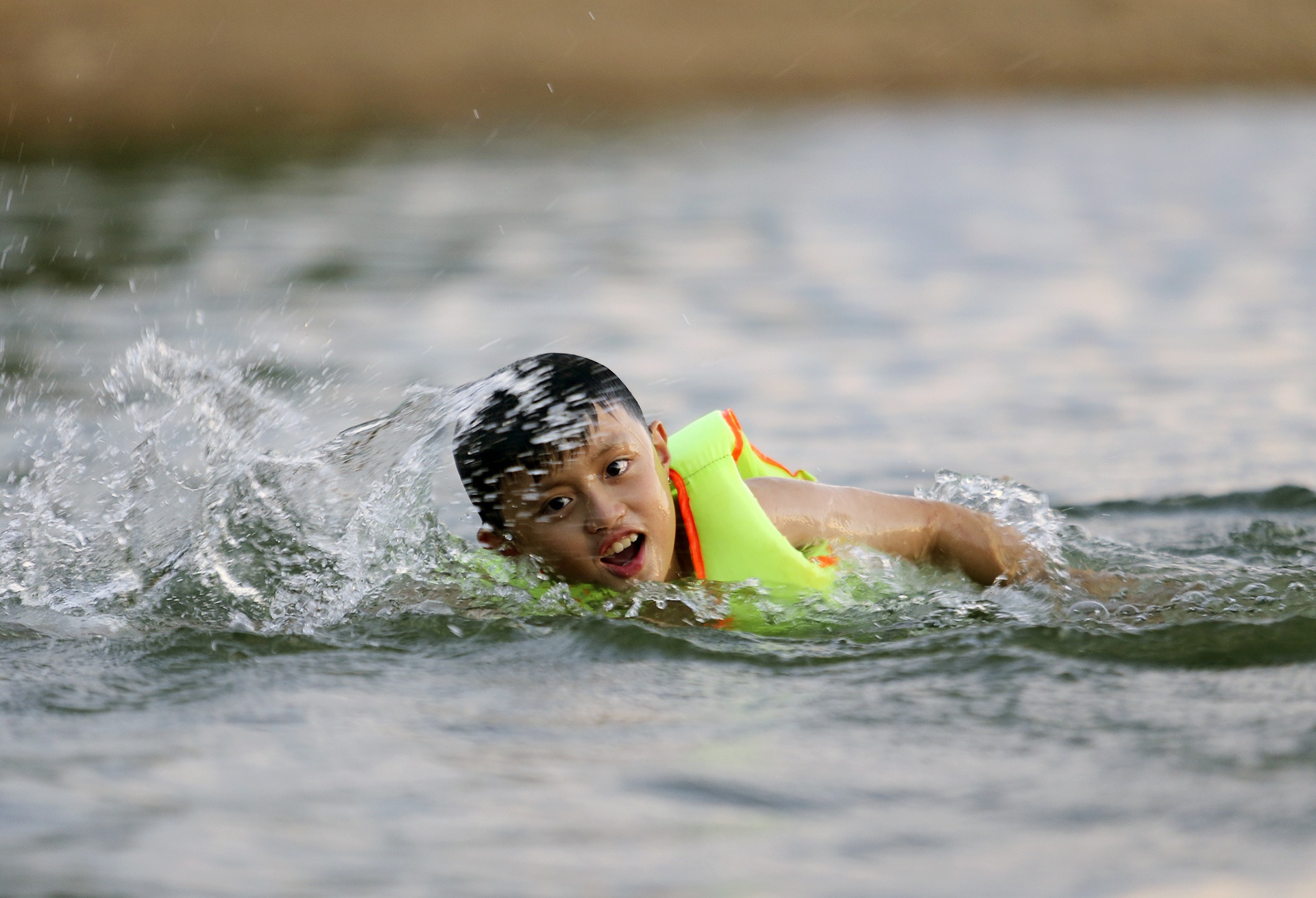 tam giai nhiet o ho Ke Go anh 6