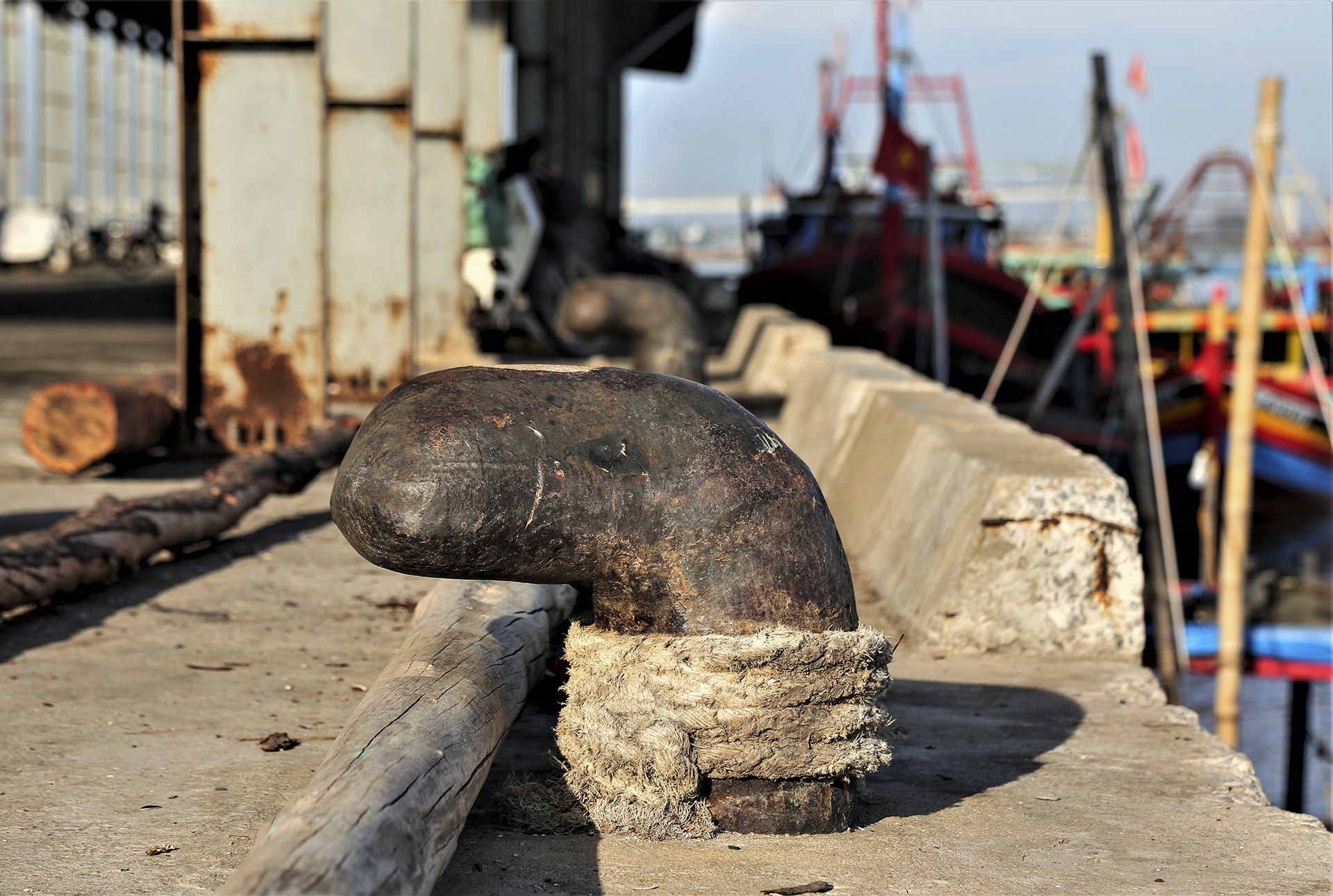 tau thuyen mac can anh 8