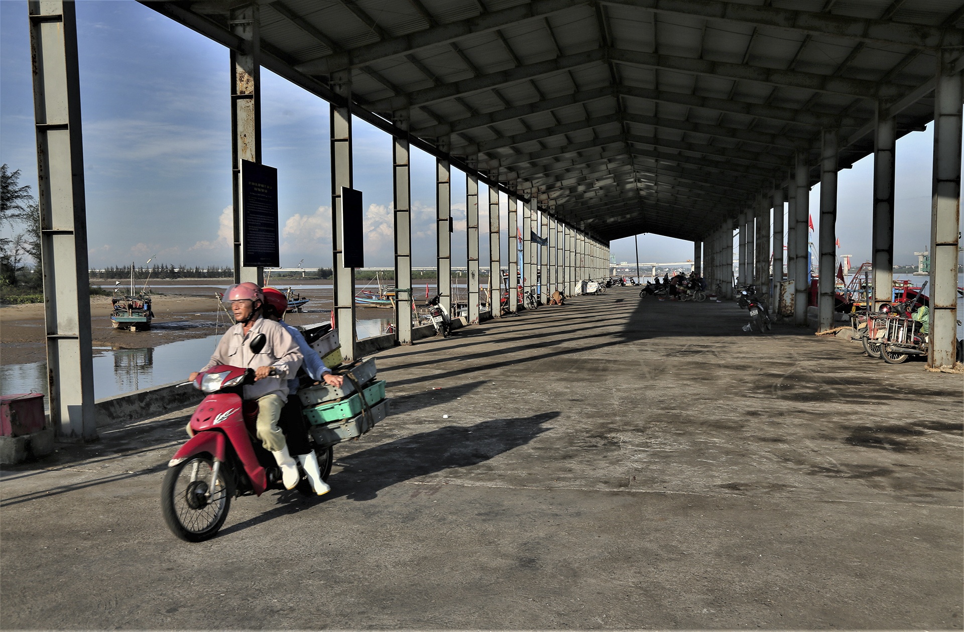 tau thuyen mac can anh 10