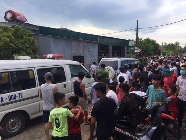 me tam xang tu thieu cung 3 con anh 2