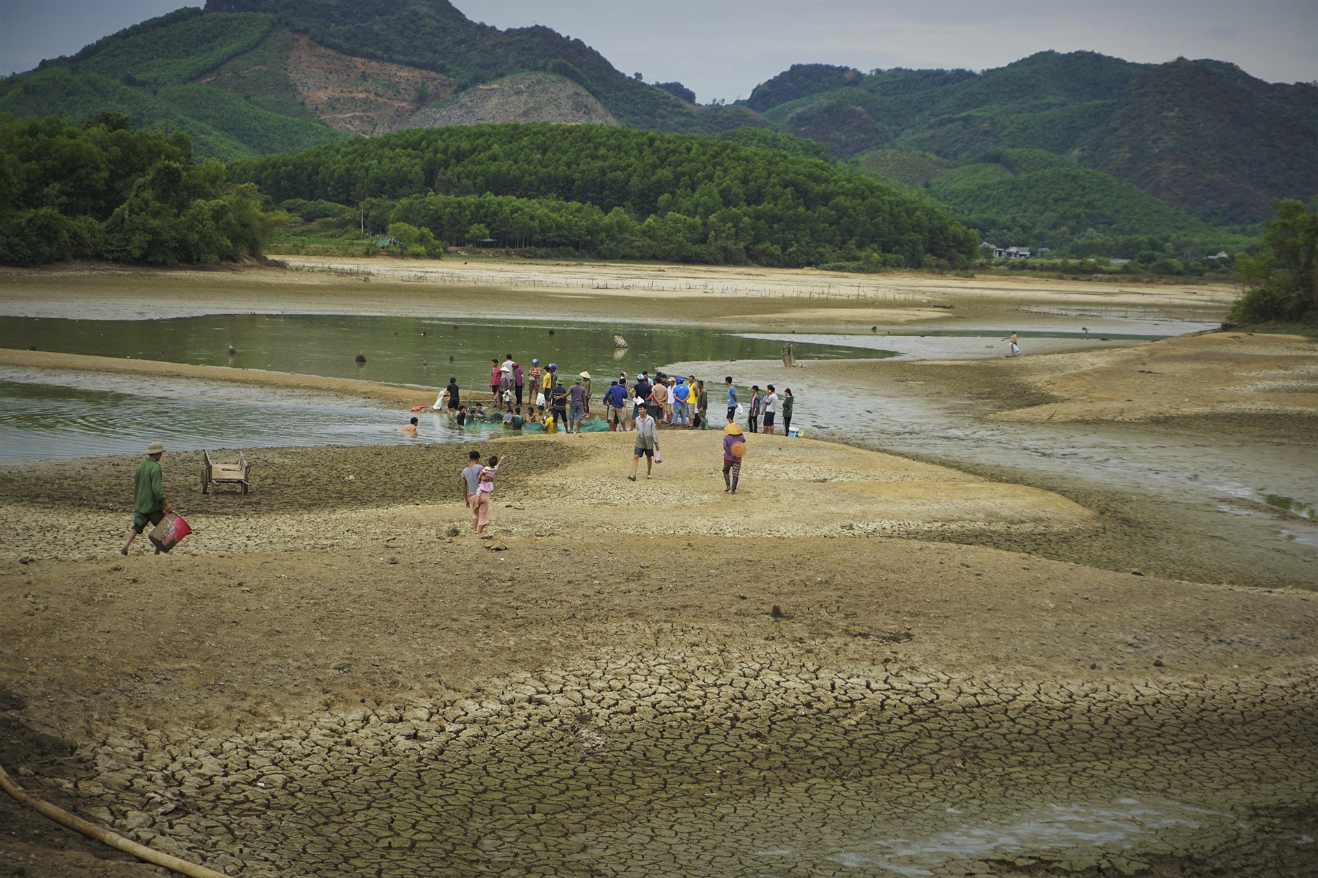 ho tro day vi nang nong anh 1