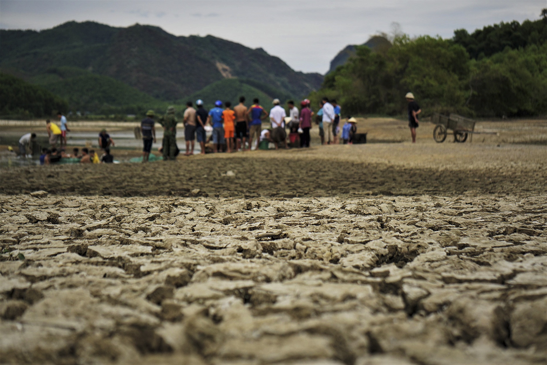 ho tro day vi nang nong anh 2