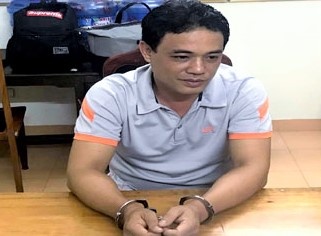 bac si tron truy na 7 nam anh 1