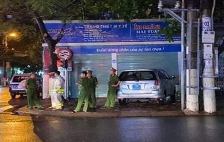Bat giam doc cong ty nang khong thiet bi y te hinh anh