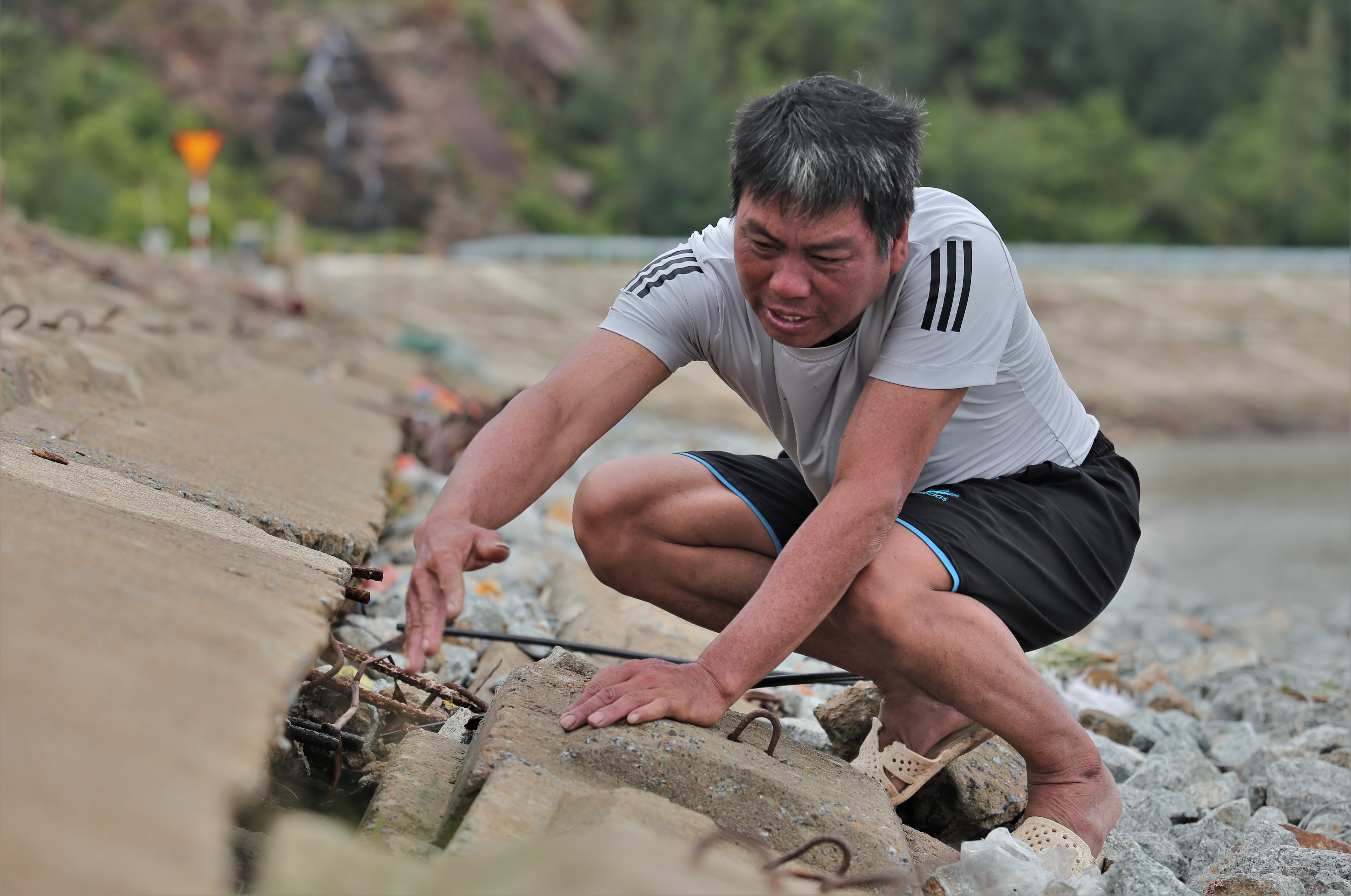 Ke bien 300 ty sat lo sau bao so 5 hinh anh